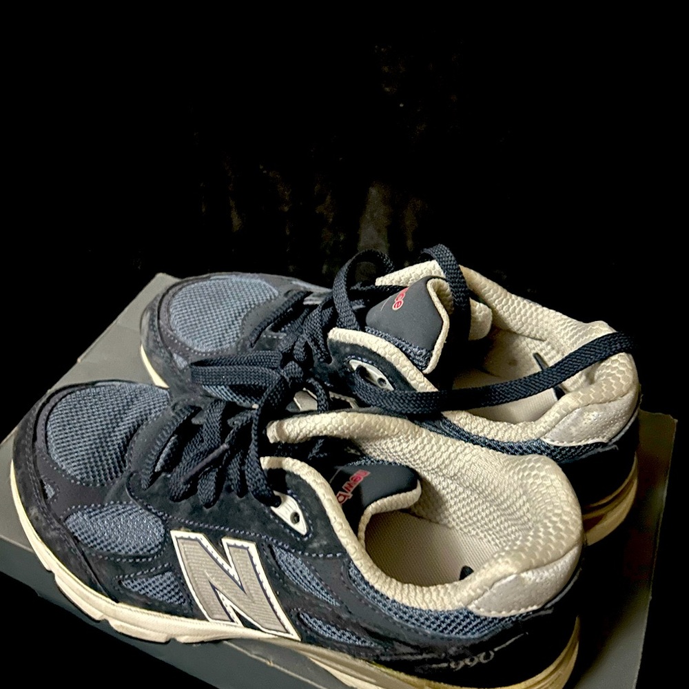Men’s new balance size 8 & 7.5